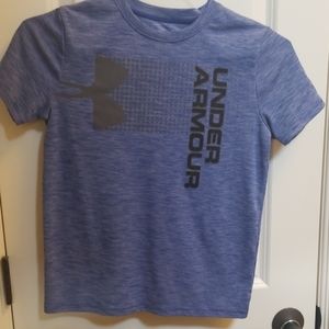 Under Armour tshirt